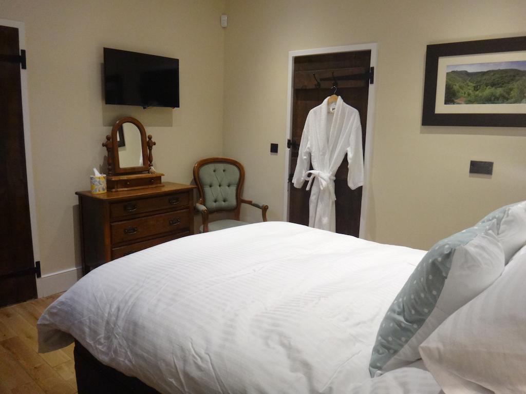 Robin Hood Farm B&B Baslow Room photo